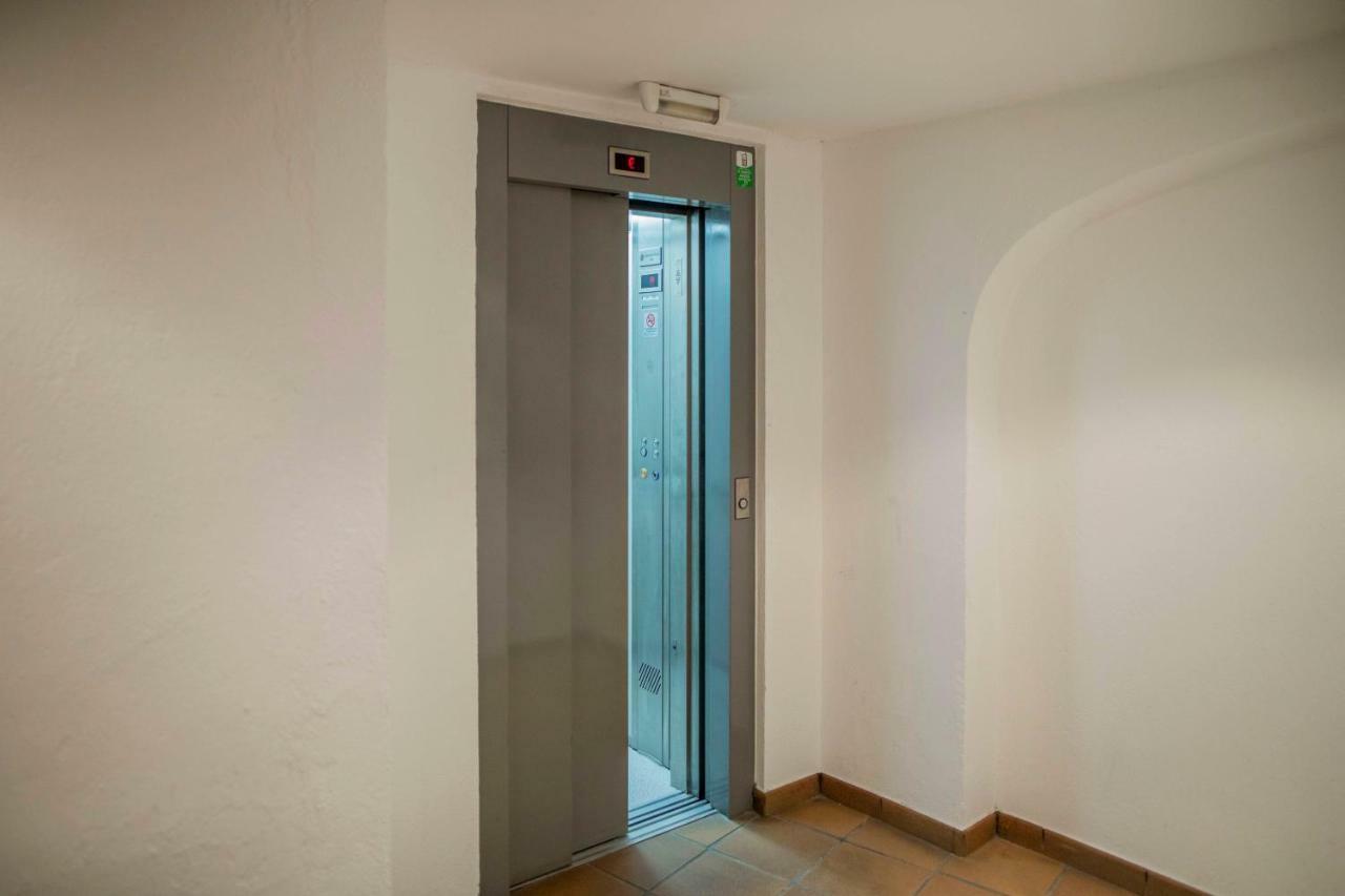 Apartamento Francesc Samso ジローナ エクステリア 写真